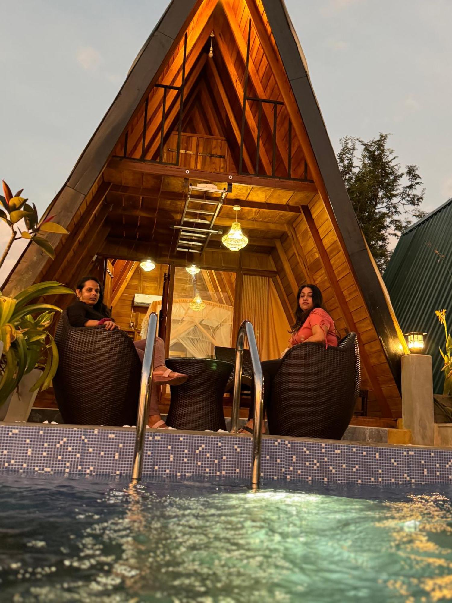 Sundown Lake Hotel & Spa Habarana Kültér fotó